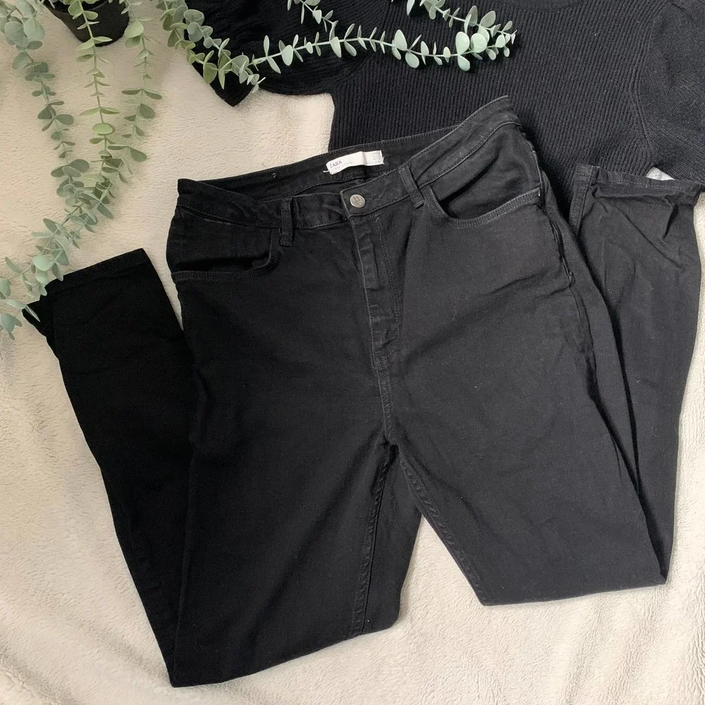 Zara Z1975 Denim High Rise Skinny Jeans in Black - Picture 2 of 3